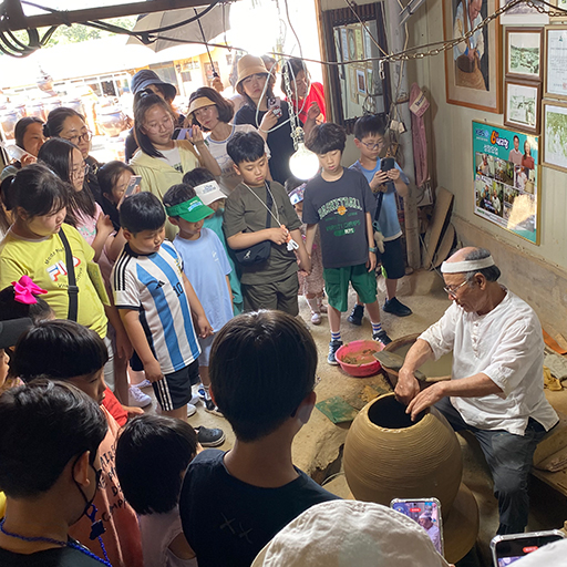 울산외고산 옹기장(甕器匠)과 함께하는 숨쉬는 옹기장(醬)