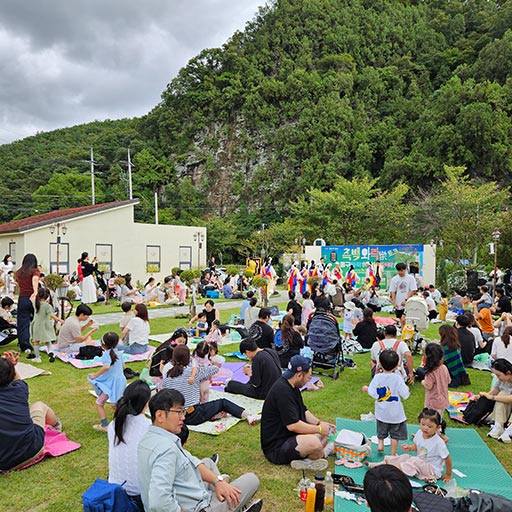 측백와락, 아이와락