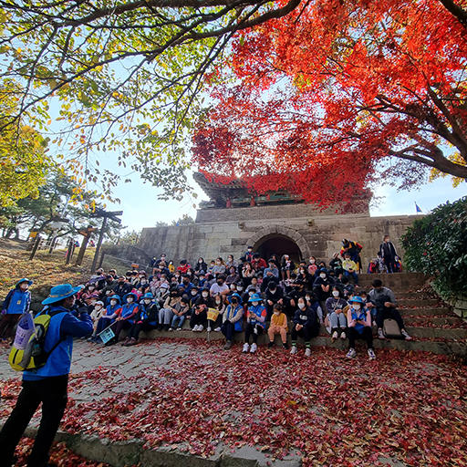 금정산성 남문 성벽길 원정대